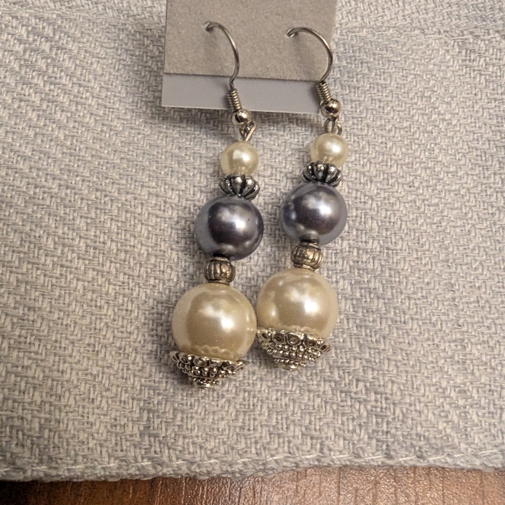 Cream and Pewter Pearl Earrings